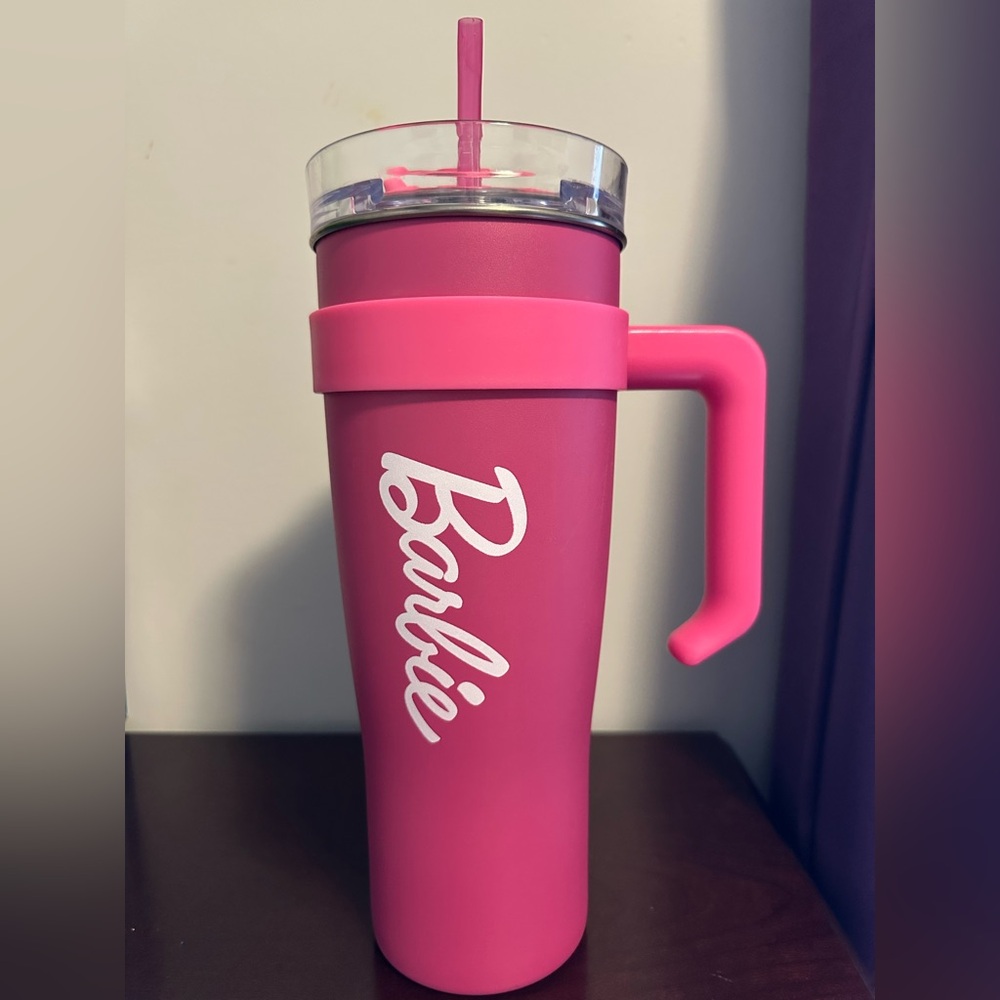 Miniso Barbie tumbler 54oz